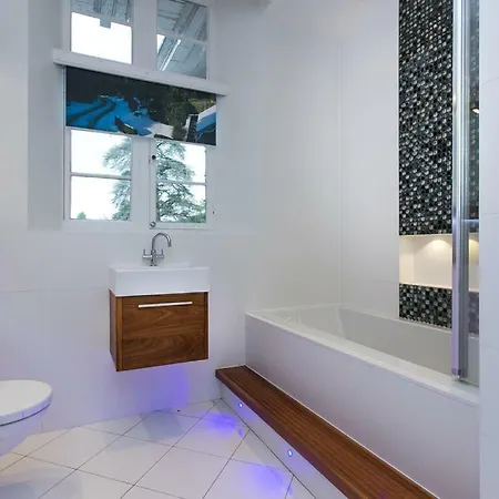 The Lodge, Wansfell Holme, Windermere Holiday home