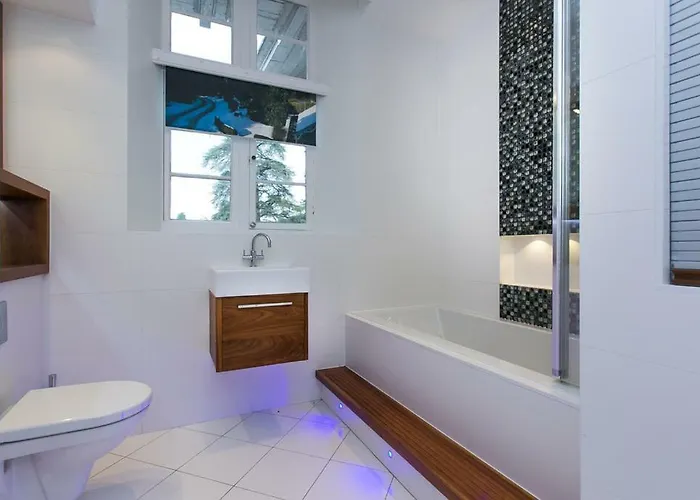 The Lodge, Wansfell Holme, Windermere Holiday home